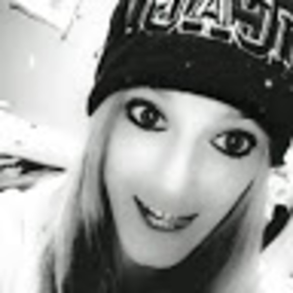 Meet your Posher, Chandra - Picture 1 of 1